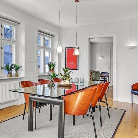 Beautiful Apartment In Kbenhavn K With Wifi โคเปนเฮเกน ภายนอก รูปภาพ