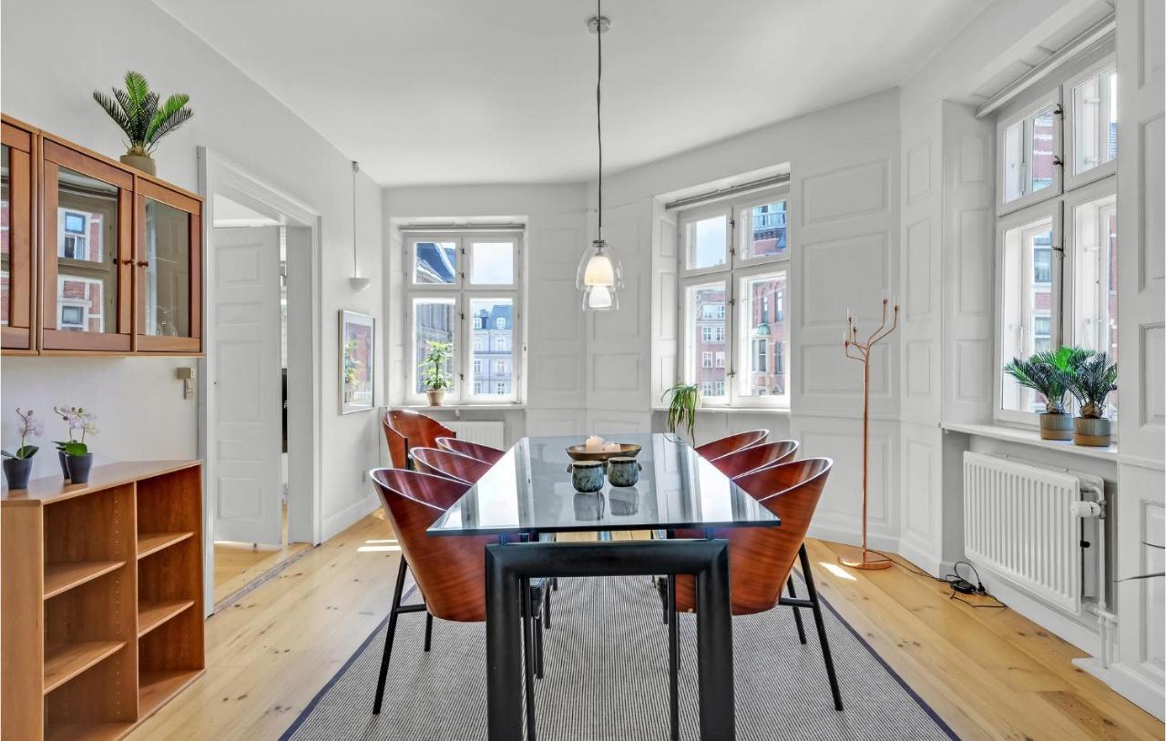 Beautiful Apartment In Kbenhavn K With Wifi โคเปนเฮเกน ภายนอก รูปภาพ